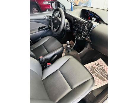 TOYOTA Etios Cross 1.5 16V 4P, Foto 10