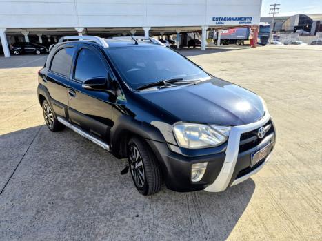 TOYOTA Etios Cross 1.5 16V 4P, Foto 3
