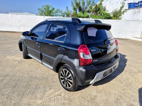 TOYOTA Etios Cross 1.5 16V 4P, Foto 8