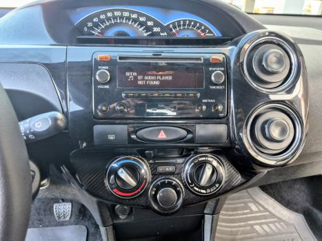 TOYOTA Etios Cross 1.5 16V 4P, Foto 19