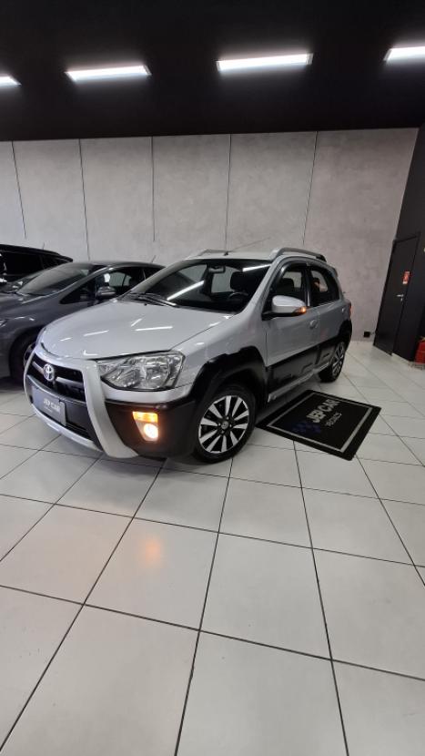 TOYOTA Etios Cross 1.5 16V 4P, Foto 1