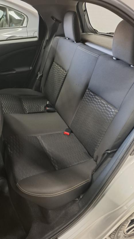 TOYOTA Etios Cross 1.5 16V 4P, Foto 10