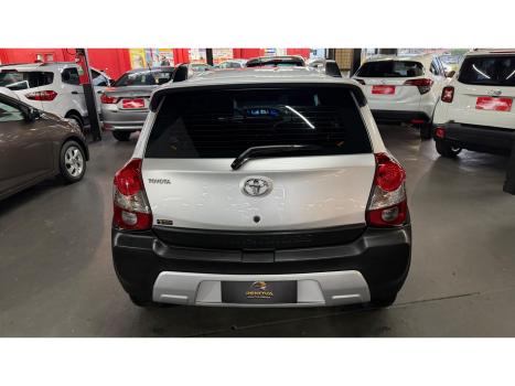 TOYOTA Etios Cross 1.5 16V 4P, Foto 5