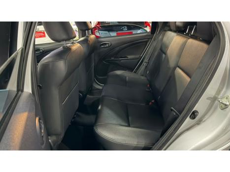 TOYOTA Etios Cross 1.5 16V 4P, Foto 10
