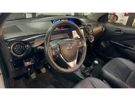 TOYOTA Etios Cross 1.5 16V 4P, Foto 23