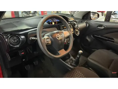 TOYOTA Etios Cross 1.5 16V 4P, Foto 21