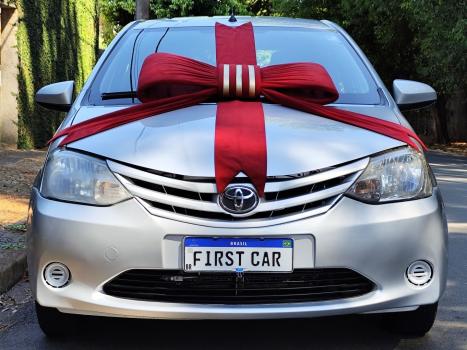 TOYOTA Etios Hatch 1.5 16V 4P FLEX XS, Foto 2