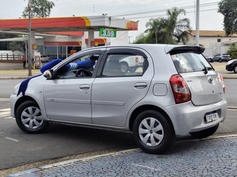 TOYOTA Etios Hatch 1.5 16V 4P FLEX XS, Foto 4