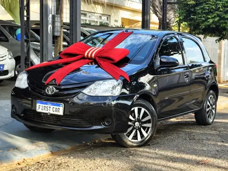 TOYOTA Etios Hatch 1.3 16V 4P FLEX X, Foto 1