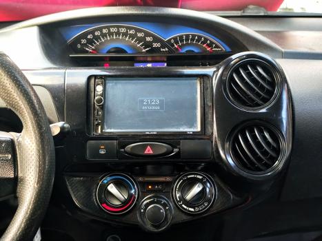 TOYOTA Etios Hatch 1.3 16V 4P FLEX X, Foto 12