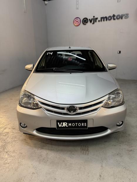 TOYOTA Etios Hatch 1.5 16V 4P FLEX XS, Foto 2