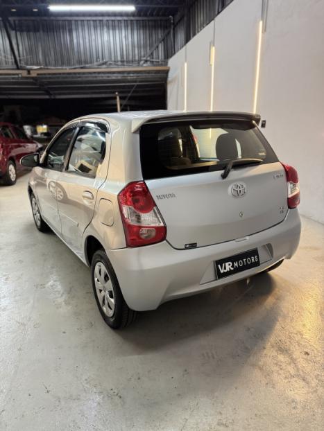 TOYOTA Etios Hatch 1.5 16V 4P FLEX XS, Foto 6