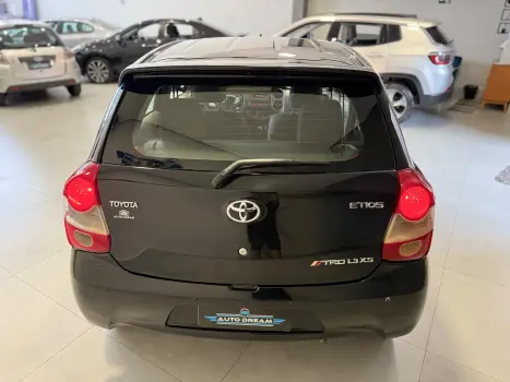 TOYOTA Etios Hatch 1.3 16V 4P FLEX XS, Foto 4