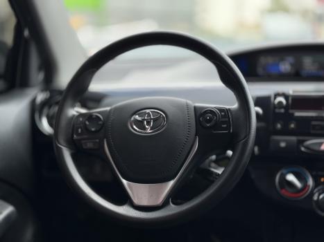 TOYOTA Etios Hatch 1.5 16V 4P FLEX XS AUTOMÁTICO, Foto 7 TOYOTA Etios Hatch 1.5 16V 4P FLEX XS AUTOMÁTICO, Foto 7