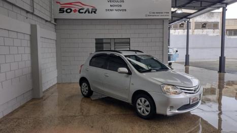 TOYOTA Etios Hatch 1.3 16V 4P FLEX XS, Foto 8