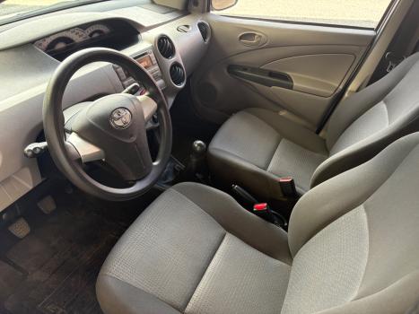 TOYOTA Etios Hatch 1.3 16V 4P FLEX XS, Foto 11