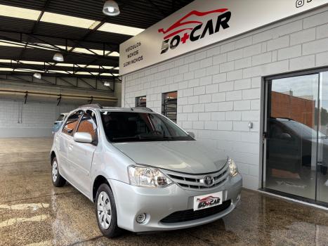 TOYOTA Etios Hatch 1.3 16V 4P FLEX XS, Foto 4