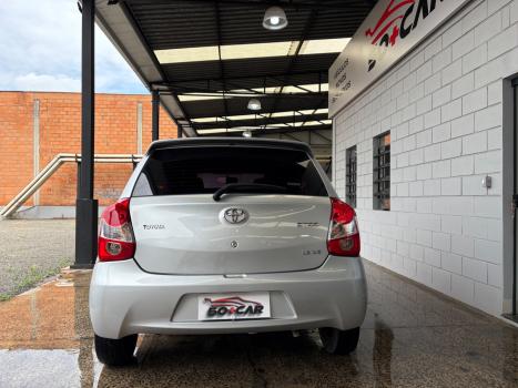 TOYOTA Etios Hatch 1.3 16V 4P FLEX XS, Foto 7