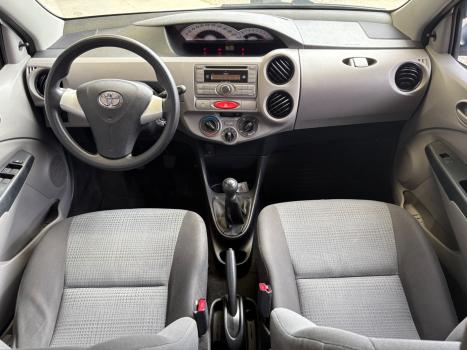 TOYOTA Etios Hatch 1.3 16V 4P FLEX XS, Foto 12