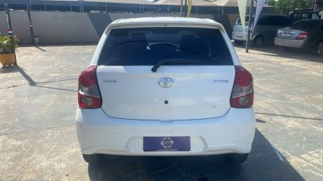 TOYOTA Etios Hatch 1.3 16V 4P FLEX X, Foto 7