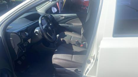 TOYOTA Etios Hatch 1.3 16V 4P FLEX X, Foto 13