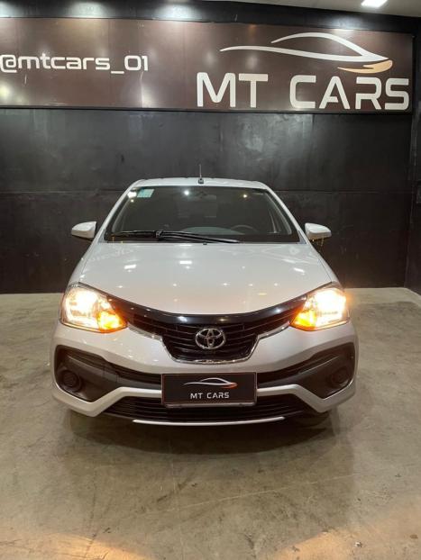 TOYOTA Etios Hatch 1.3 16V 4P FLEX X, Foto 6