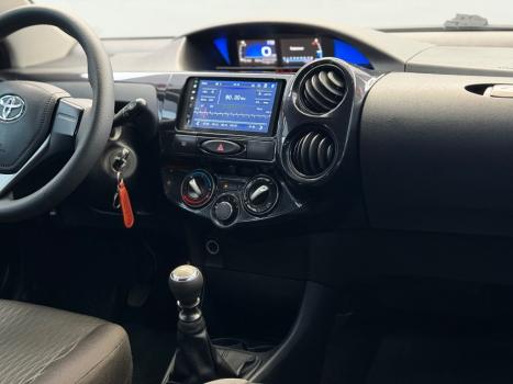 TOYOTA Etios Hatch 1.3 16V 4P FLEX X, Foto 7