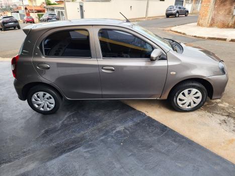 TOYOTA Etios Hatch 1.3 16V 4P FLEX X, Foto 7