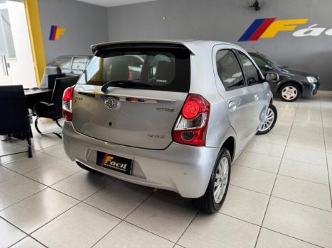 TOYOTA Etios Hatch 1.5 16V 4P FLEX XLS, Foto 2