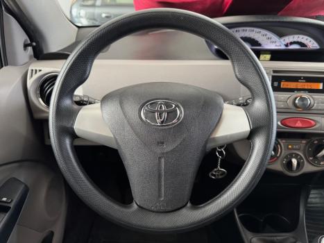 TOYOTA Etios Hatch 1.5 16V 4P FLEX XLS, Foto 13
