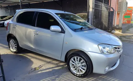 TOYOTA Etios Hatch 1.5 16V 4P FLEX XLS, Foto 6