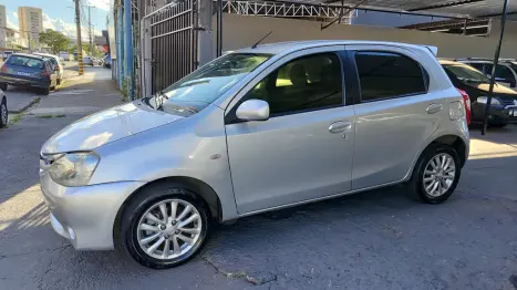 TOYOTA Etios Hatch 1.5 16V 4P FLEX XLS, Foto 5