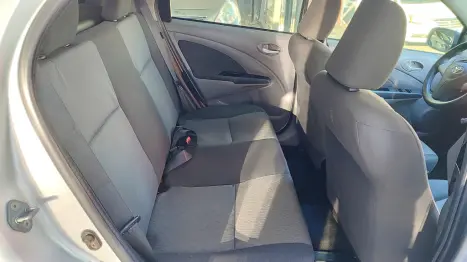 TOYOTA Etios Hatch 1.5 16V 4P FLEX XLS, Foto 14