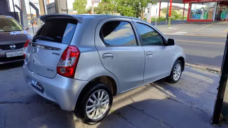 TOYOTA Etios Hatch 1.5 16V 4P FLEX XLS, Foto 11