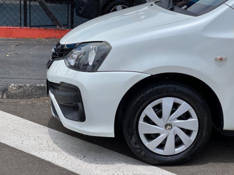 TOYOTA Etios Hatch 1.3 16V 4P FLEX X, Foto 11