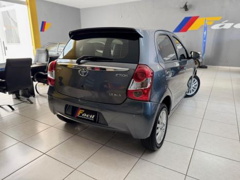 TOYOTA Etios Hatch 1.5 16V 4P FLEX XLS, Foto 2