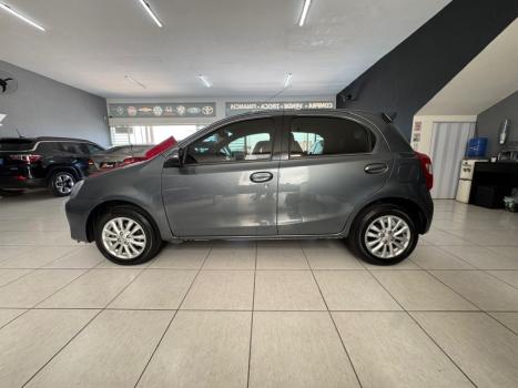 TOYOTA Etios Hatch 1.5 16V 4P FLEX XLS, Foto 3