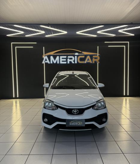 TOYOTA Etios Hatch 1.5 16V 4P FLEX XS, Foto 2