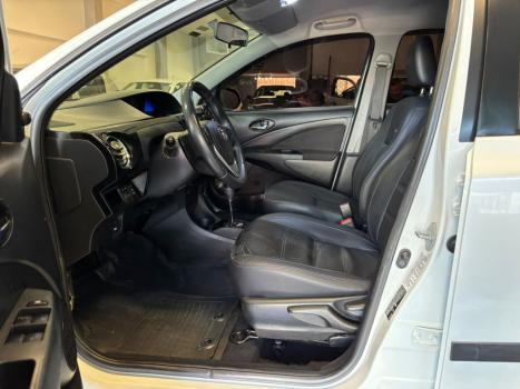 TOYOTA Etios Hatch 1.5 16V 4P FLEX PLATINUM, Foto 7