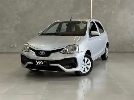 TOYOTA Etios Hatch 1.3 16V 4P FLEX, Foto 3