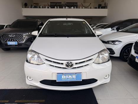 TOYOTA Etios Hatch 1.3 16V 4P FLEX X, Foto 1