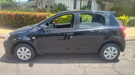 TOYOTA Etios Hatch 1.5 16V 4P FLEX XS AUTOM�TICO, Foto 15