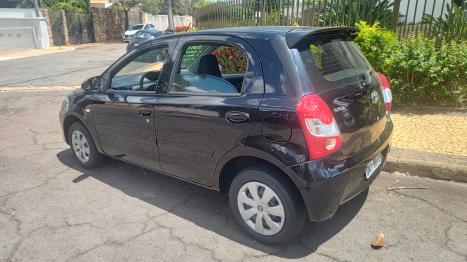 TOYOTA Etios Hatch 1.5 16V 4P FLEX XS AUTOM�TICO, Foto 16