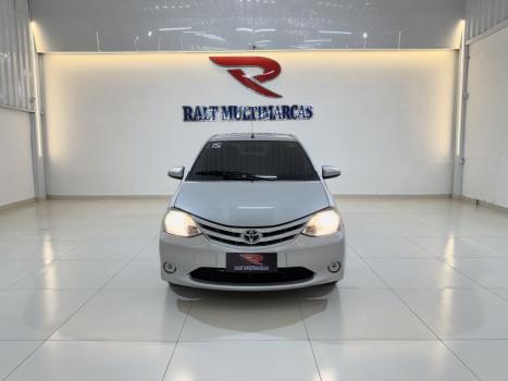 TOYOTA Etios Hatch 1.3 16V 4P FLEX X, Foto 1