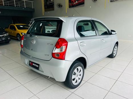 TOYOTA Etios Hatch 1.5 16V 4P FLEX XS, Foto 9