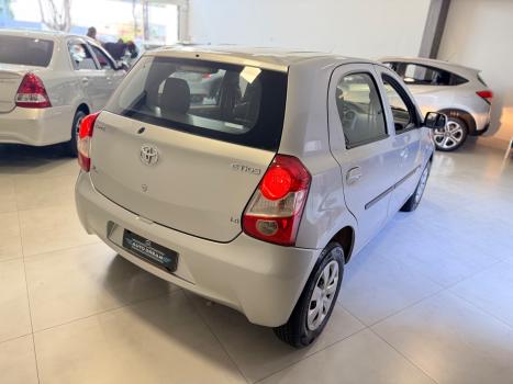 TOYOTA Etios Hatch 1.3 16V 4P FLEX XS, Foto 7