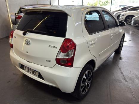 TOYOTA Etios Hatch 1.3 16V 4P FLEX X, Foto 4