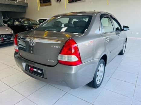 TOYOTA Etios Hatch 1.5 16V 4P FLEX XLS, Foto 9