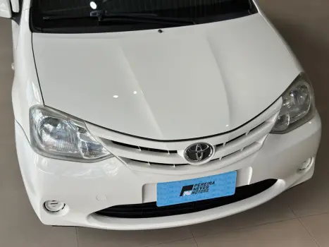 TOYOTA Etios Hatch 1.3 16V 4P FLEX XS, Foto 6