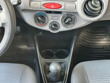 TOYOTA Etios Hatch 1.3 16V 4P FLEX XS, Foto 20